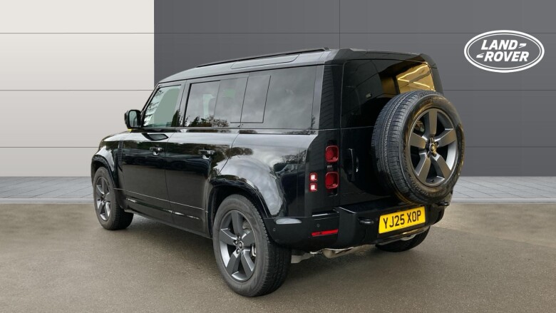 Land Rover Defender 3.0 D350 X-Dynamic HSE 110 5dr Auto [6 Seat] Diesel Estate